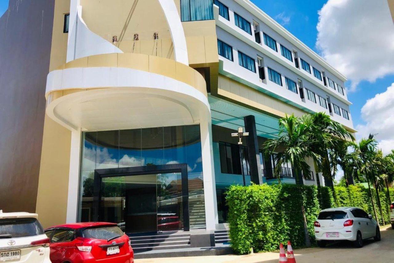 Srilamduan Hotel Sisaket Exterior foto