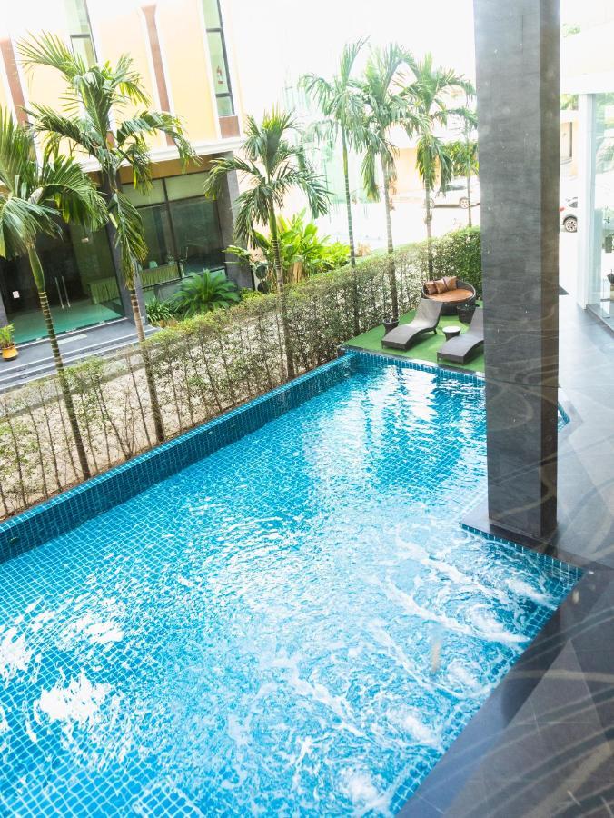 Srilamduan Hotel Sisaket Exterior foto