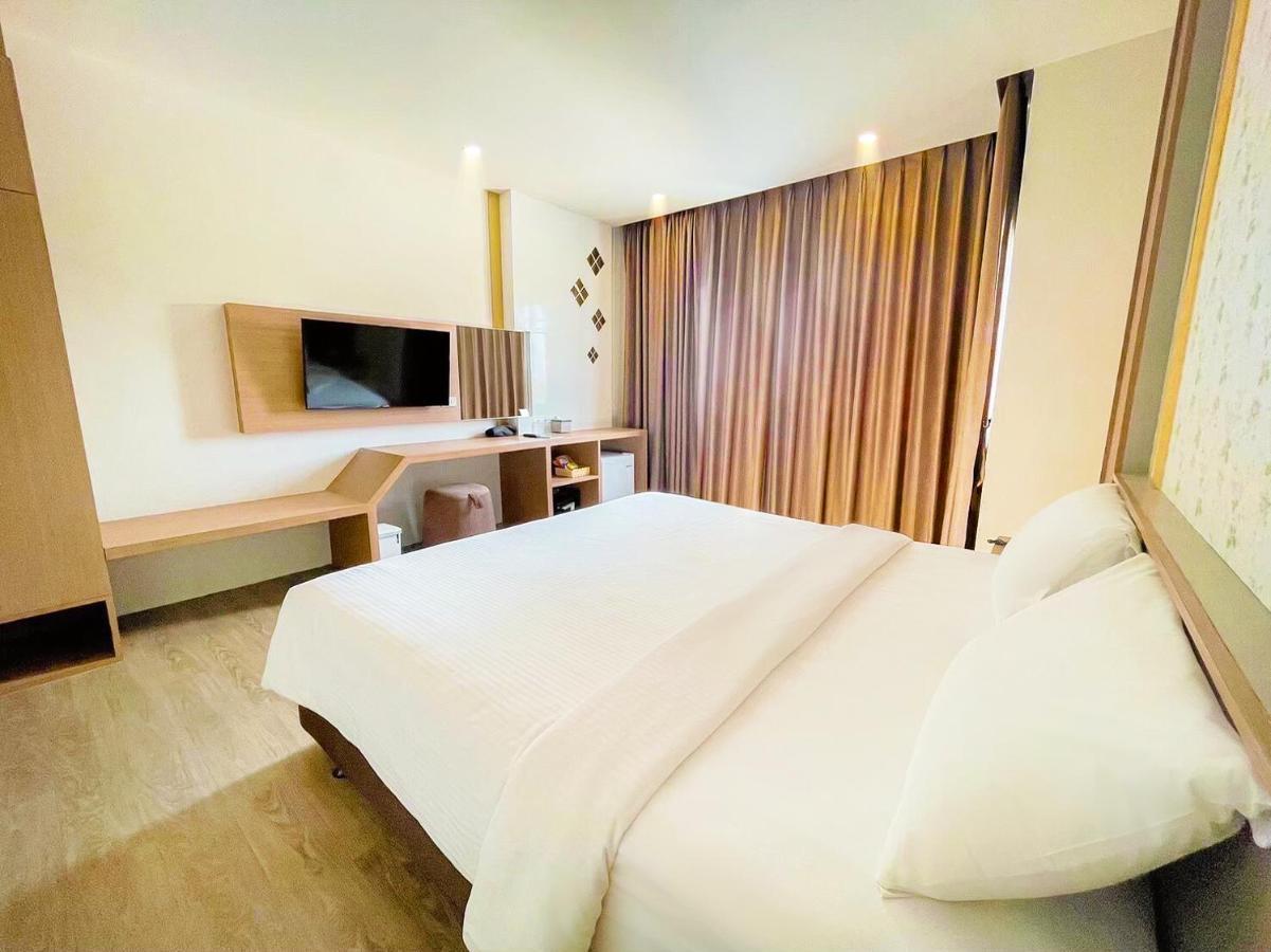 Srilamduan Hotel Sisaket Exterior foto