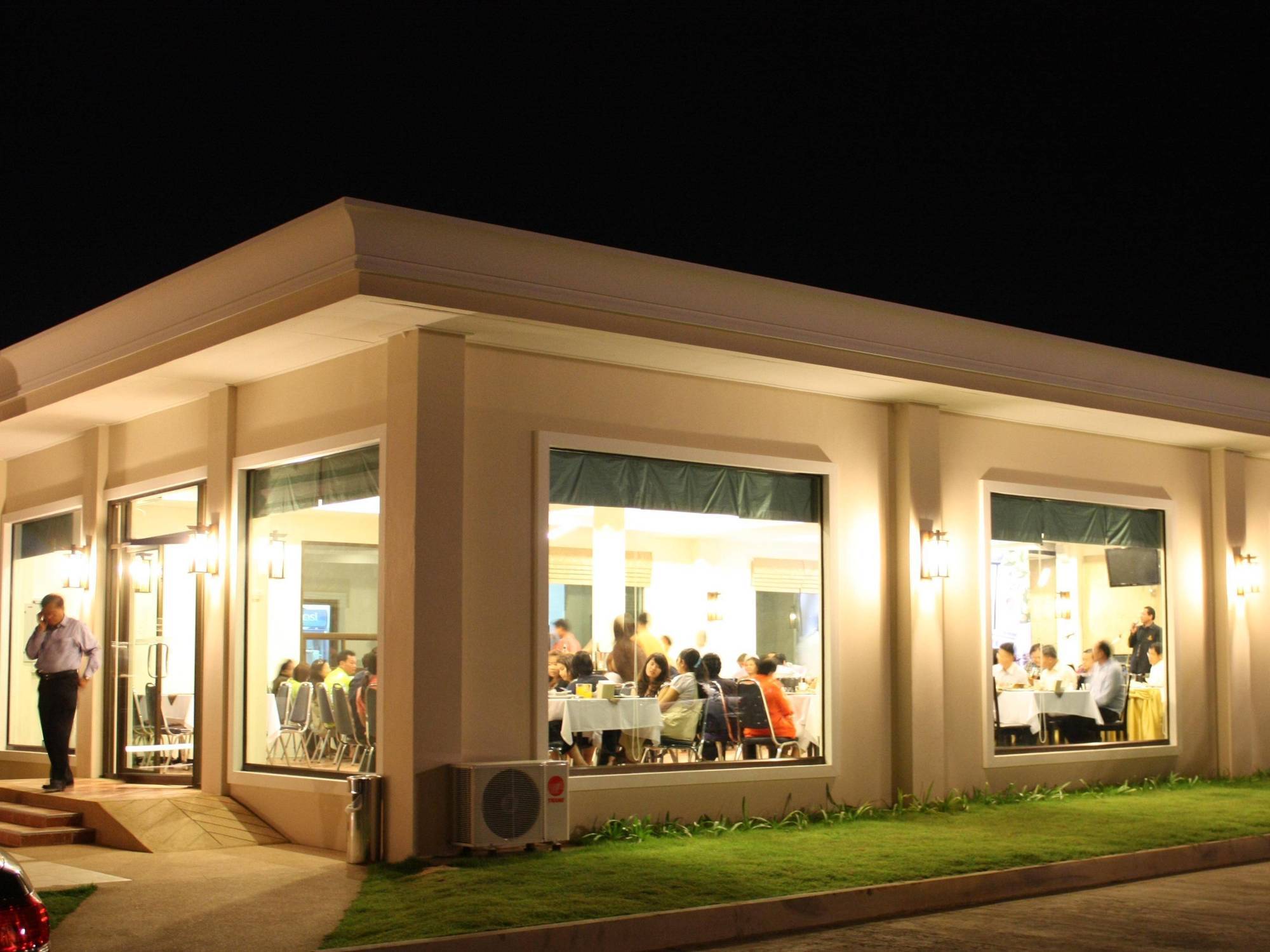 Srilamduan Hotel Sisaket Exterior foto