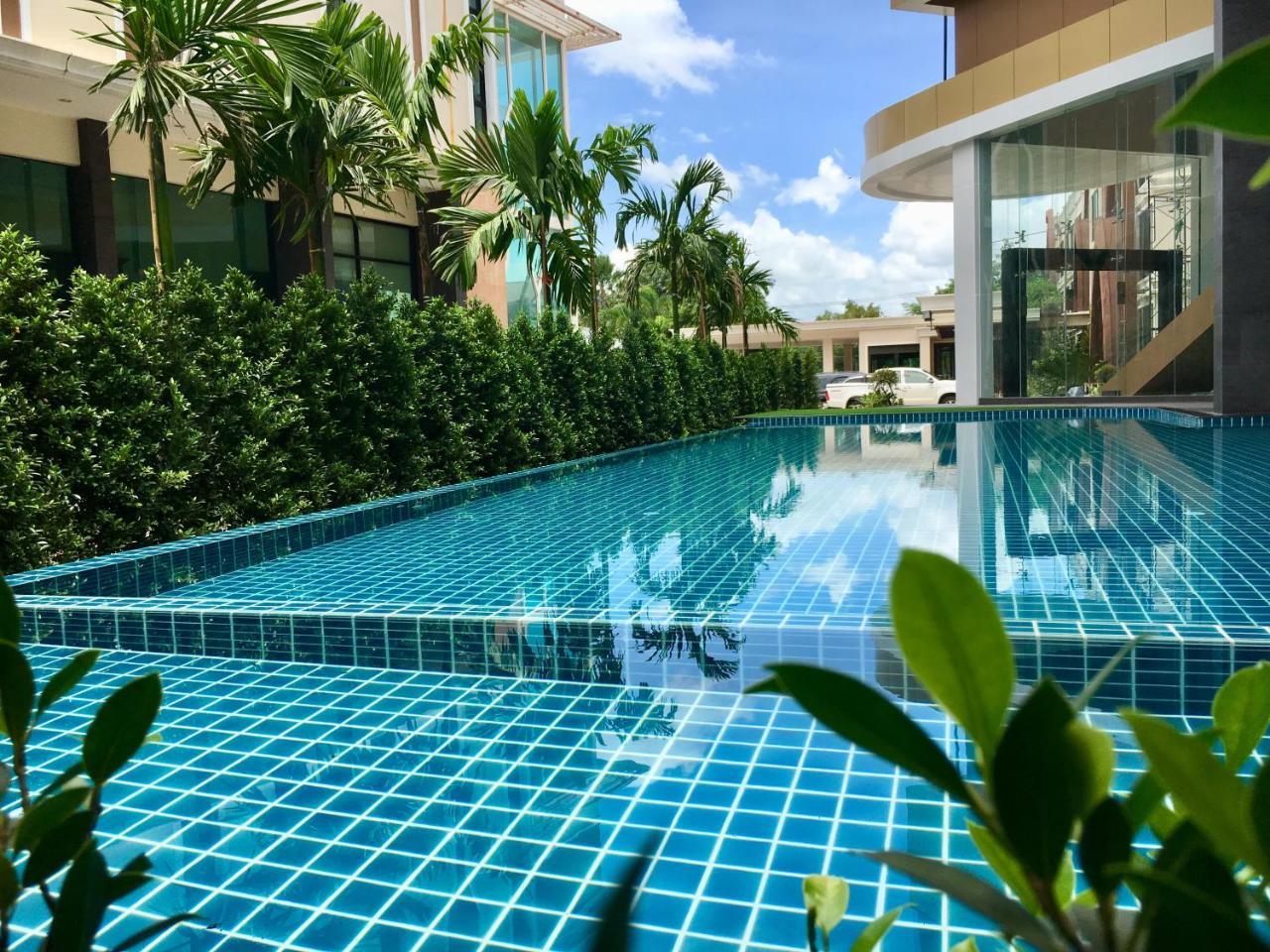 Srilamduan Hotel Sisaket Exterior foto