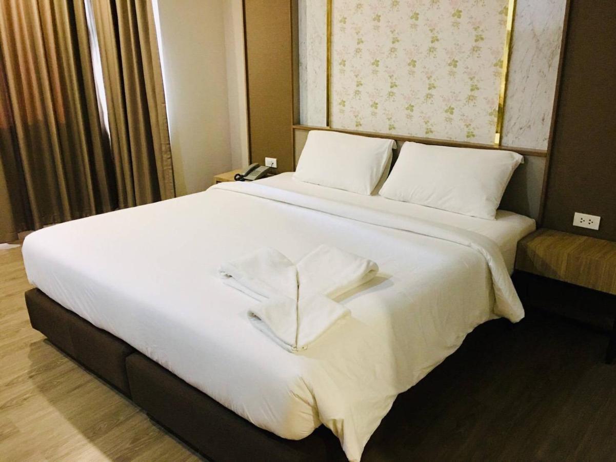 Srilamduan Hotel Sisaket Exterior foto